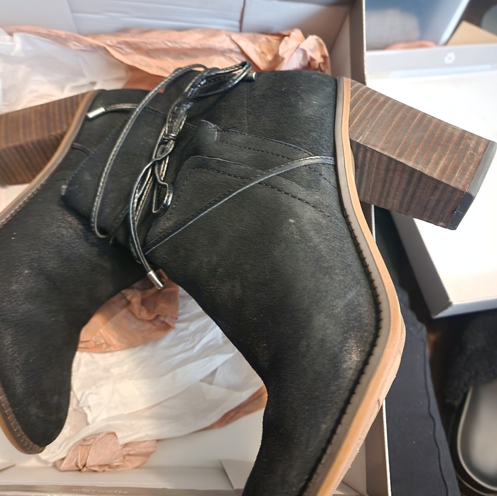 Franco Sarto L-Edaline Black Suede Leather Ankle Boots 8.5